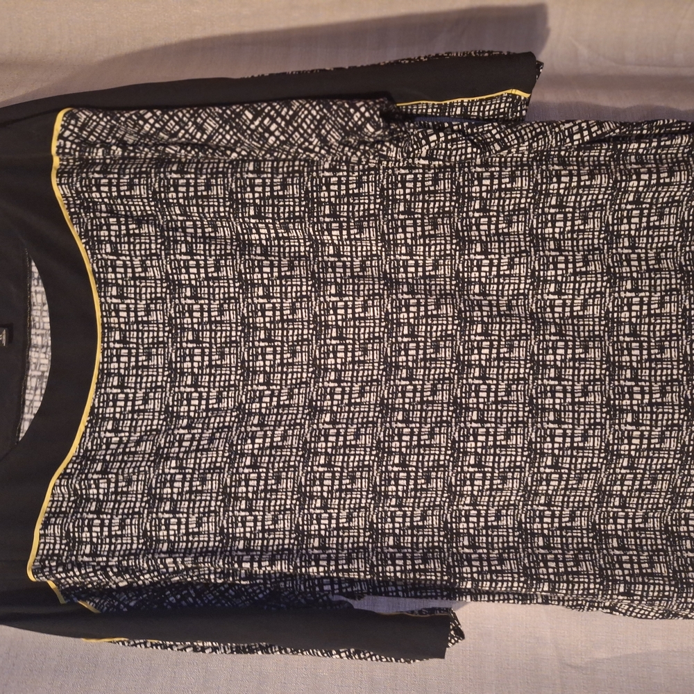 Ann Taylor Monochrome Dress with Yellow Accent